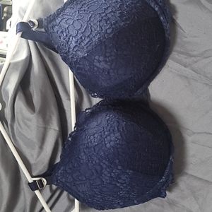 Victorias Secret Very Sexy Pushup bra